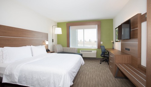Standard Room, 1 King Bed, Mobility Accessible (Communications)