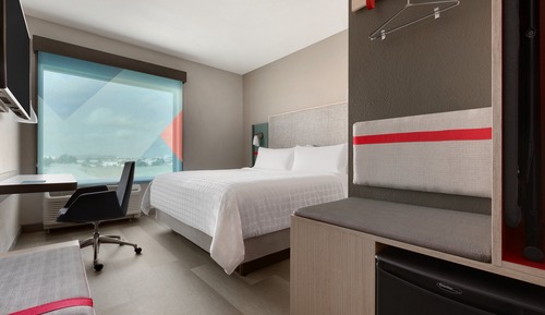 Standard Room, 2 Queen Beds, Accessible (Mobility, Roll In Shower)