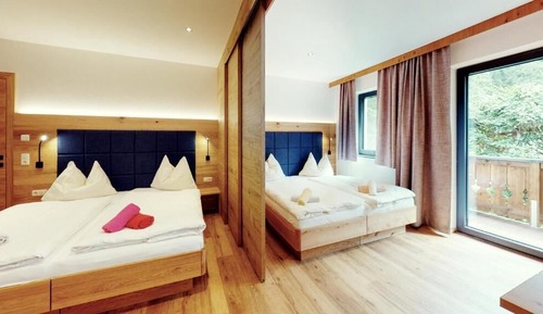 Comfort Quadruple Room