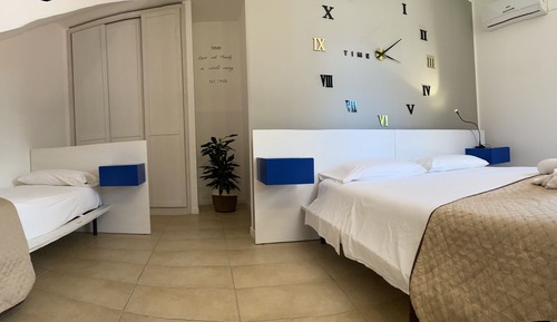 Comfort Triple Room