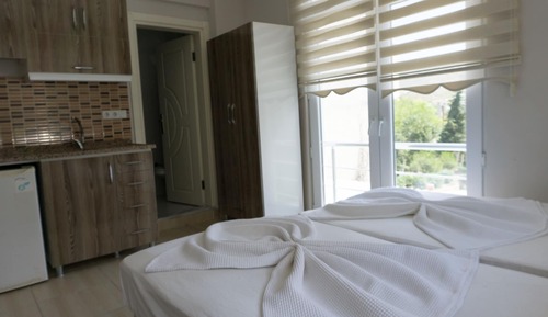 Basic Triple Room