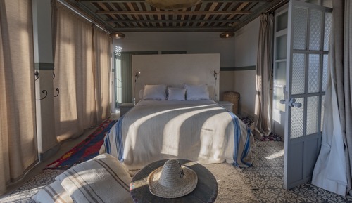 Superior Double Room, Private Bathroom, Mountain View (Loggia)