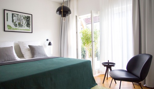 Deluxe Suite