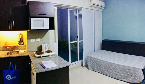 Basic Studio, 1 Twin Bed