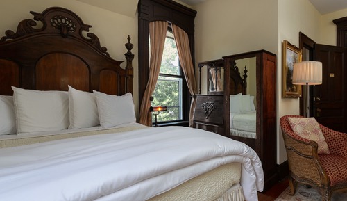 Room, Private Bathroom (William Breese Room)