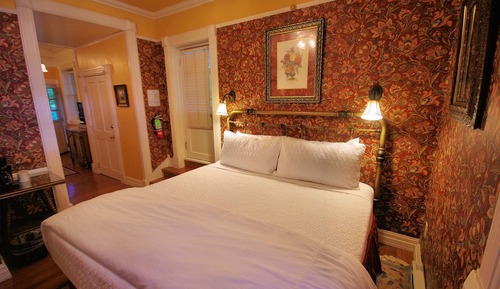 Suite, Private Bathroom (The Serenity Suite)