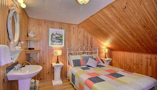 Traditional Double Room, 1 Queen Bed