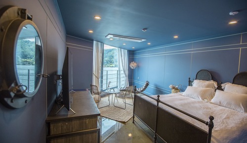 Room, River View (SS IX)