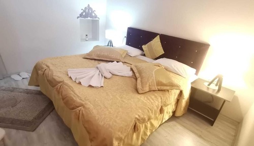 Standard Triple Room, 1 Queen Bed with Sofa bed, Non Smoking, Valley View