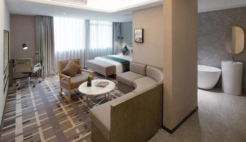 Deluxe King Room