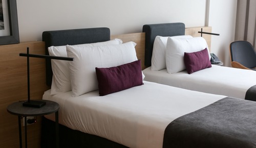 Classic Room, 2 Twin Beds, Accessible