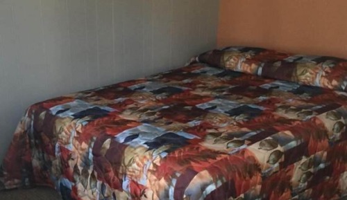Standard Room, 1 Queen Bed