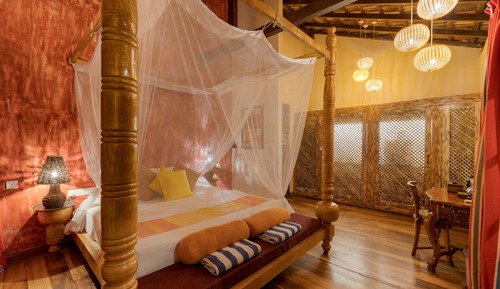 Sunset Room 