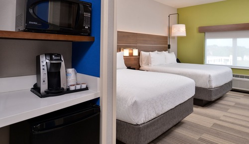 Suite, 2 Queen Beds, Accessible (Communications Accessible)