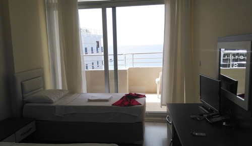 Standard Double or Twin Room, Pool View
