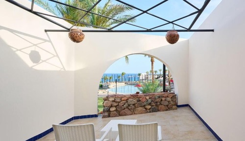 Standard Twin Room, Balcony, Partial Sea View