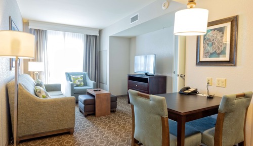 Suite, 2 Queen Beds, Accessible, Bathtub