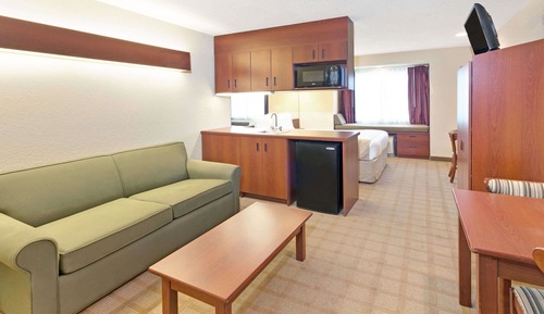 Suite, 1 Queen Bed
