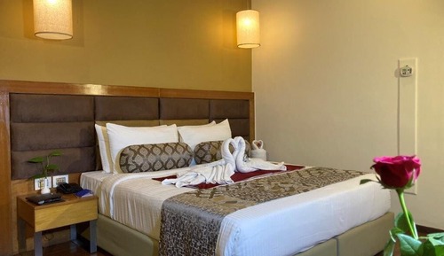 Club Premier Room
