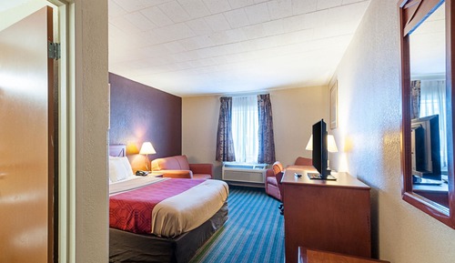 Standard Room, 1 King Bed, Smoking