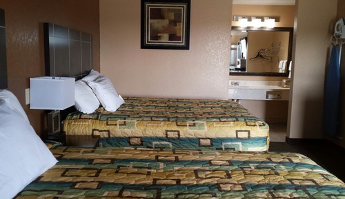Standard Room, 2 Queen Beds, Non Smoking