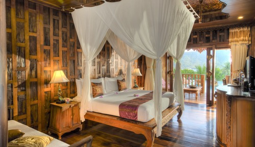 Supreme Deluxe Pool Access with FREE THB 2,000 Net Resort Credit per Night
