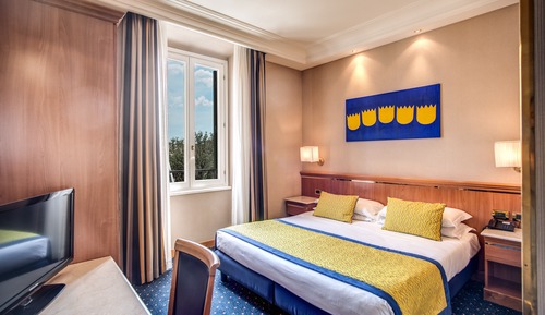 Classic Double or Twin Room