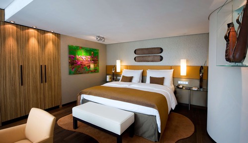 Luxury Suite