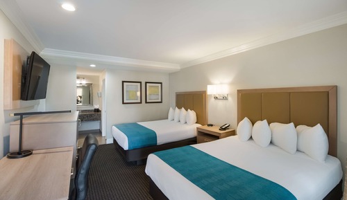Suite, 2 Queen Beds, Non Smoking, Refrigerator & Microwave