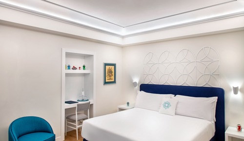 Pool Patio Prestige Room