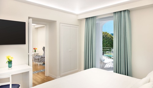 Garden View Terrace Suite