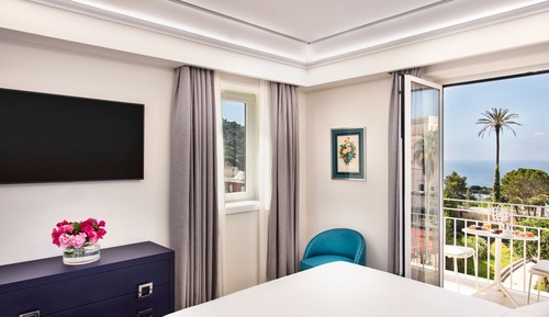 Sea View Suite