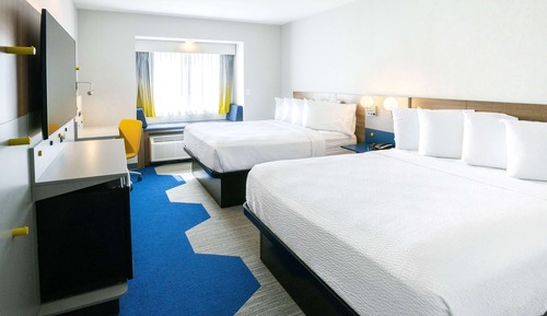 Room, 2 Queen Beds, Non Smoking
