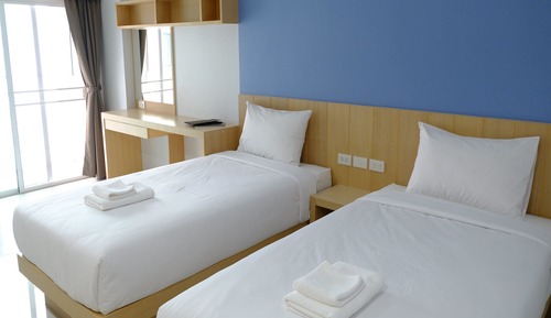Standard Twin Room