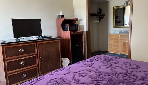 Deluxe Room, 1 King Bed, Non Smoking