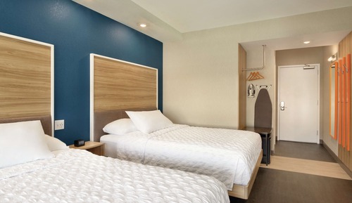 Room, 2 Queen Beds