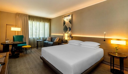 Deluxe Room, 1 King Bed