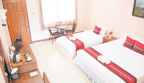 Deluxe Triple Room