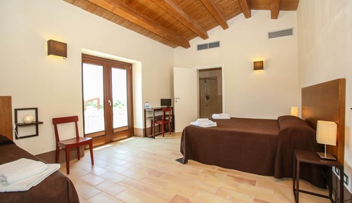 Triple Room