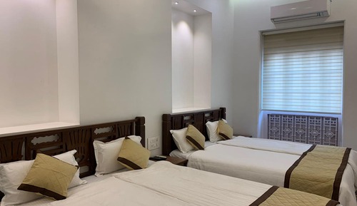 Superior AC Quadruple Room With Shared Bathroom