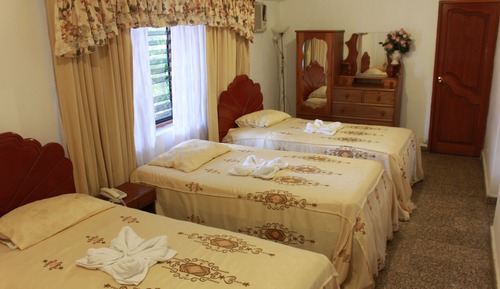 Triple Room