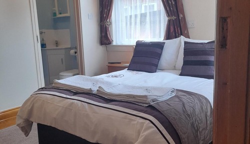 Double Room, Ensuite, Ground Floor