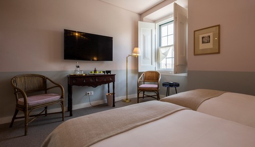 Superior Twin Room (Village view)