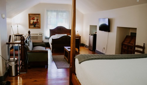 Empire Loft