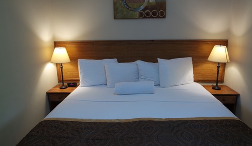 Comfort Apartment, 1 King Bed, Refrigerator & Microwave