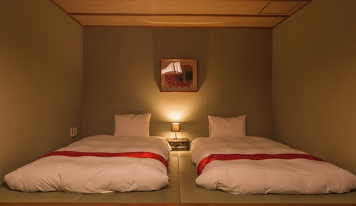 Main Building HOSHI - Twin Room with Open-air Hot Spring Bath	