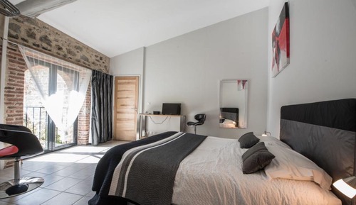 Double Room (Vitis)