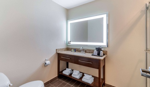 Suite, 2 Queen Beds, Accessible, Non Smoking