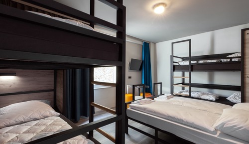 Bed in 6-Bed Dormitory