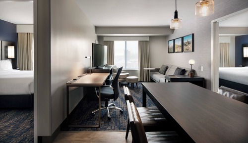 Suite, 2 Bedrooms (Hearing Accessible)